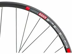 Bc Basic Roue Urban XT Heavy Duty Disc Center Lock 28" 15 Bc Basic Roue Urban XT Heavy Duty Disc Center Lock 28" -Roues 28" Soldes 174789