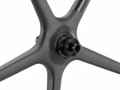 Black Inc Set De Roues En Carbone Five Disc Center Lock 28" -Roues 28" Soldes 401508